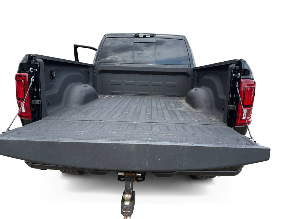 Used 2025 RAM 2500 Laramie w/ Night Edition AWD/4WD image 19