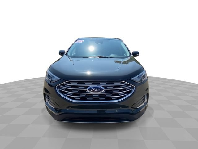 Used 2023 Ford Edge Titanium w/ Class II Trailer Tow Package AWD/4WD image 5