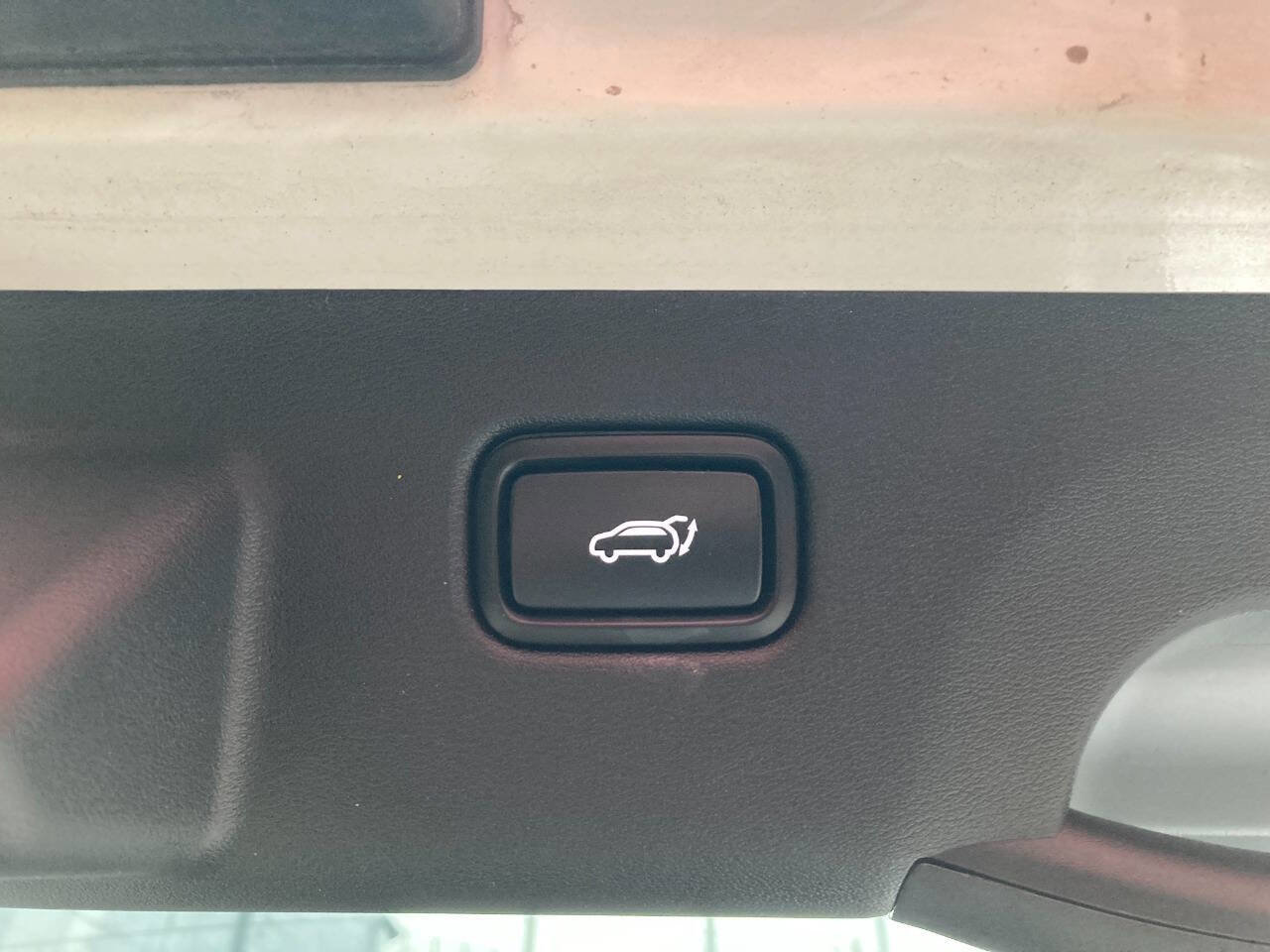 Used 2024 Kia EV6 Wind w/ Wind Technology Package image 20