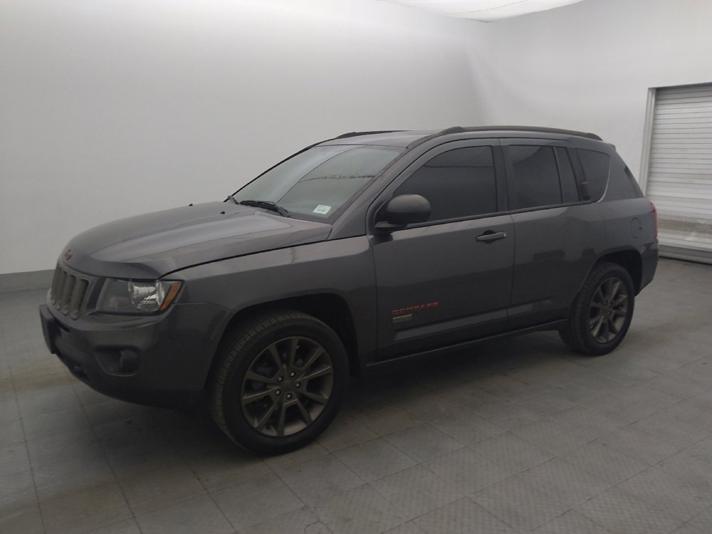 Used 2017 Jeep Compass 75th Anniversary w/ Power Value Group AWD/4WD image 2