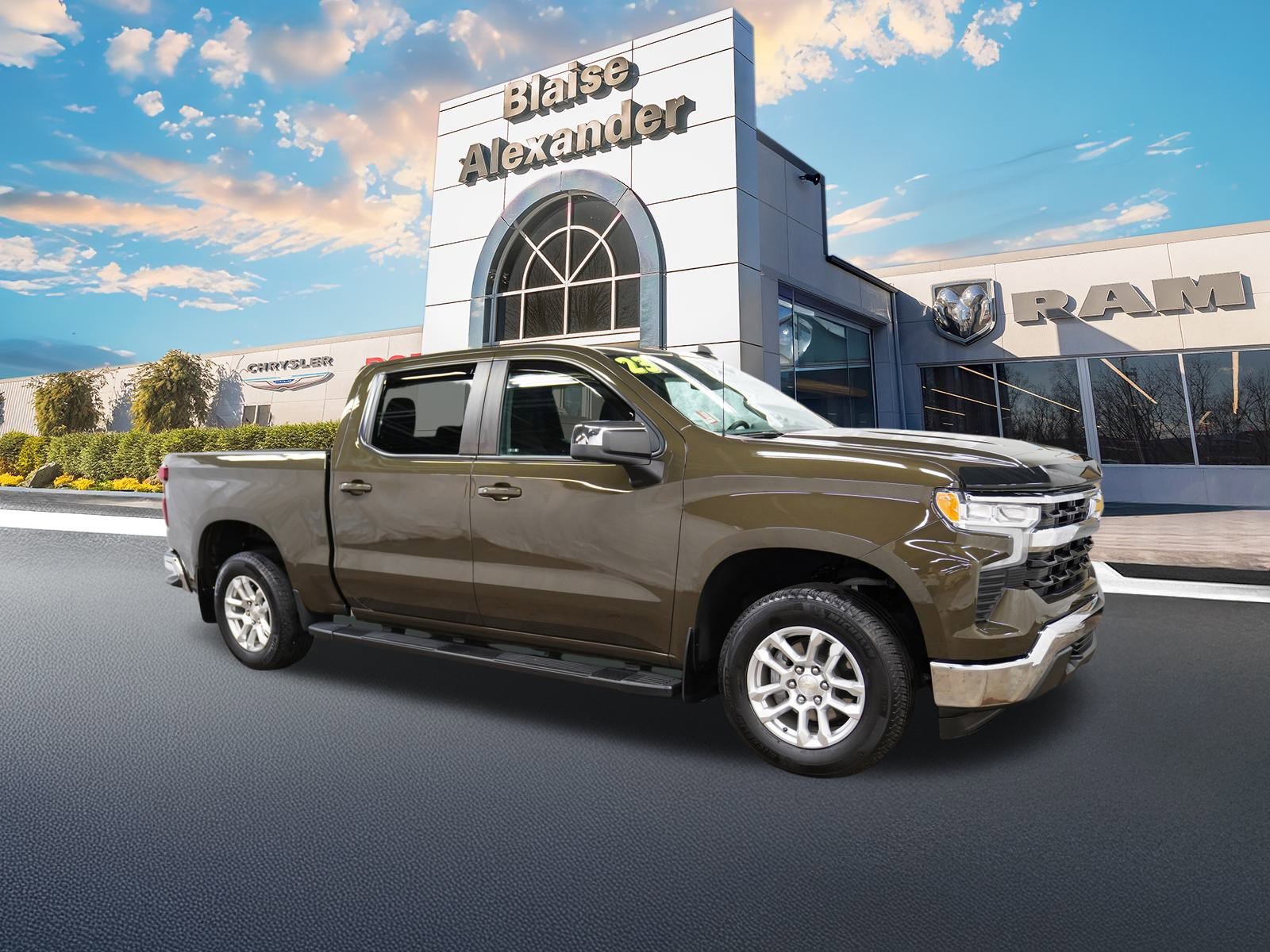 Used 2023 Chevrolet Silverado 1500 LT