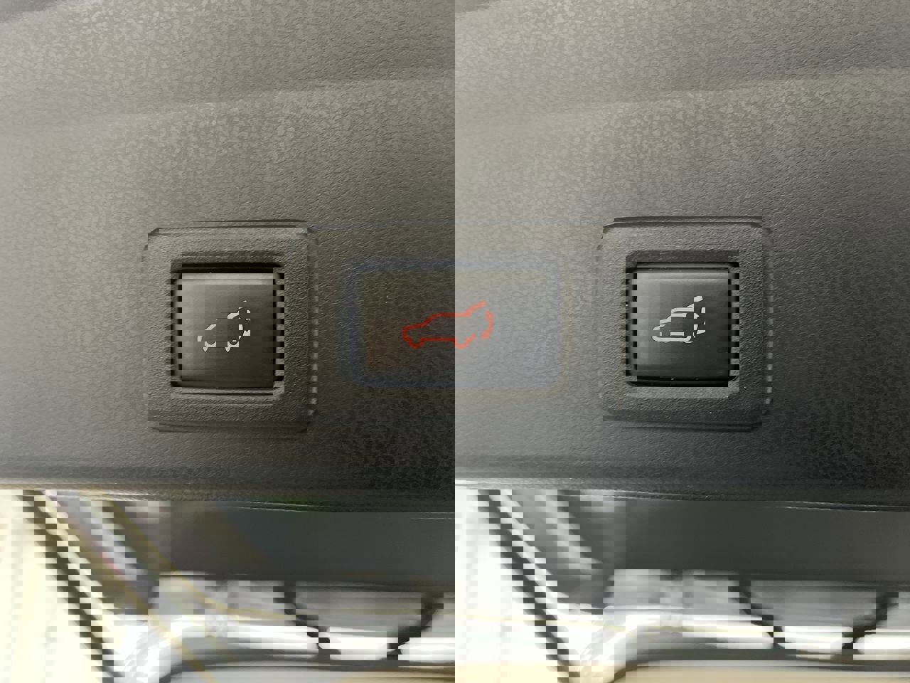 Used 2019 Subaru Ascent Premium image 29