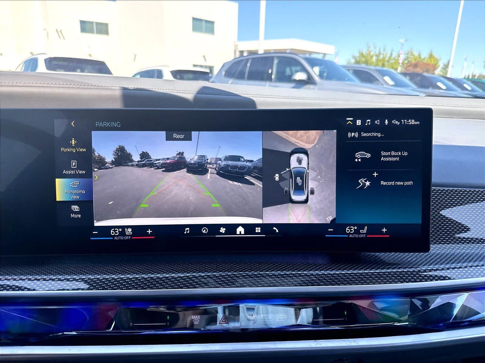 Used 2023 BMW i7 xDrive60 AWD/4WD image 16