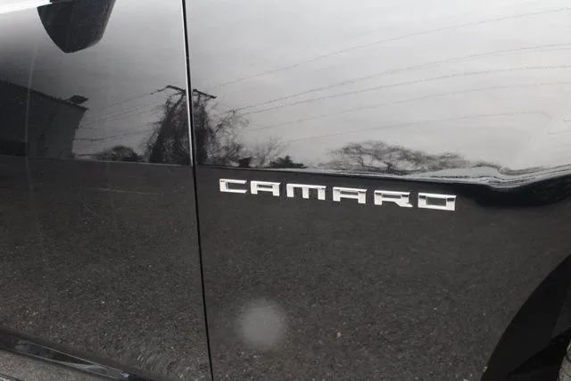 Used 2011 Chevrolet Camaro SS w/ RS Package image 17