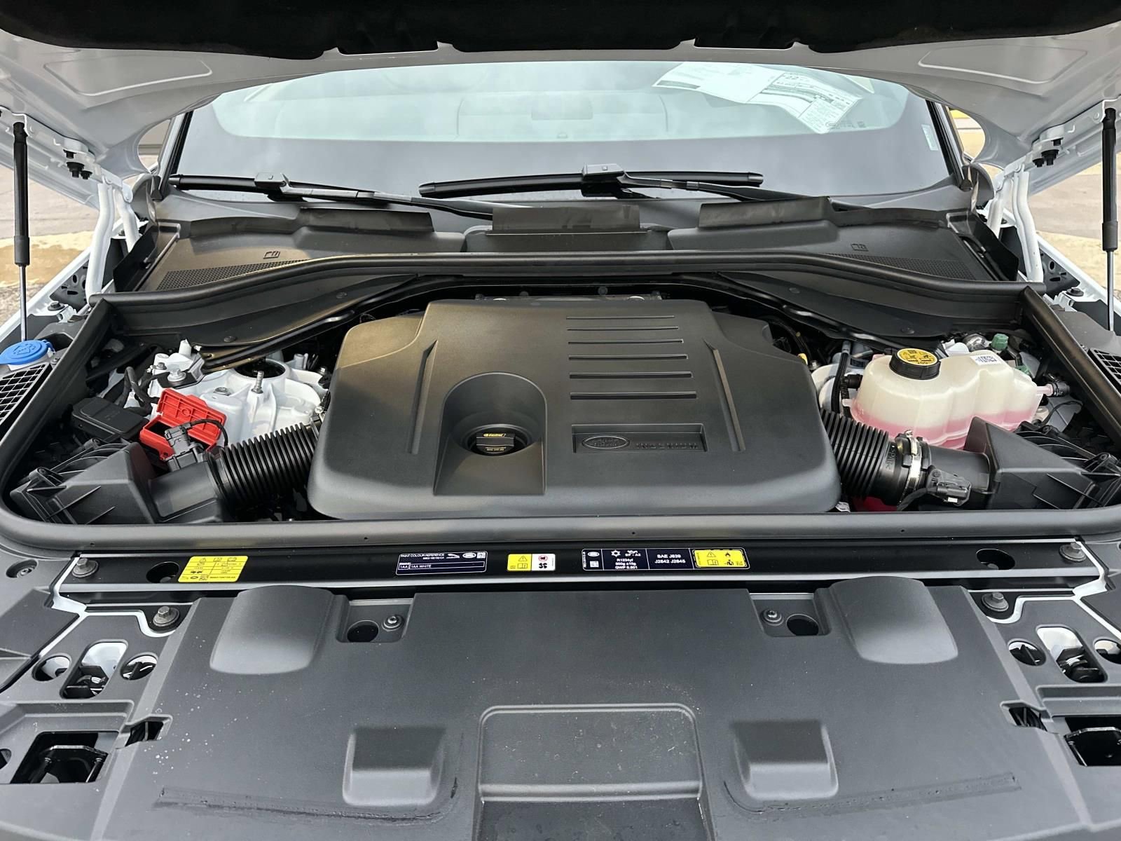 New 2026 Land Rover Range Rover Sport Dynamic SE image 21