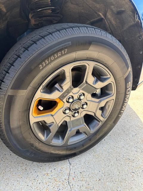 Used 2024 Ford Maverick Tremor w/ Tremor Off-Road Package AWD/4WD image 4
