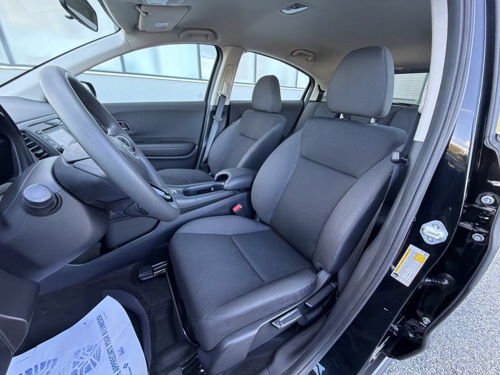 Used 2022 Honda HR-V LX image 15
