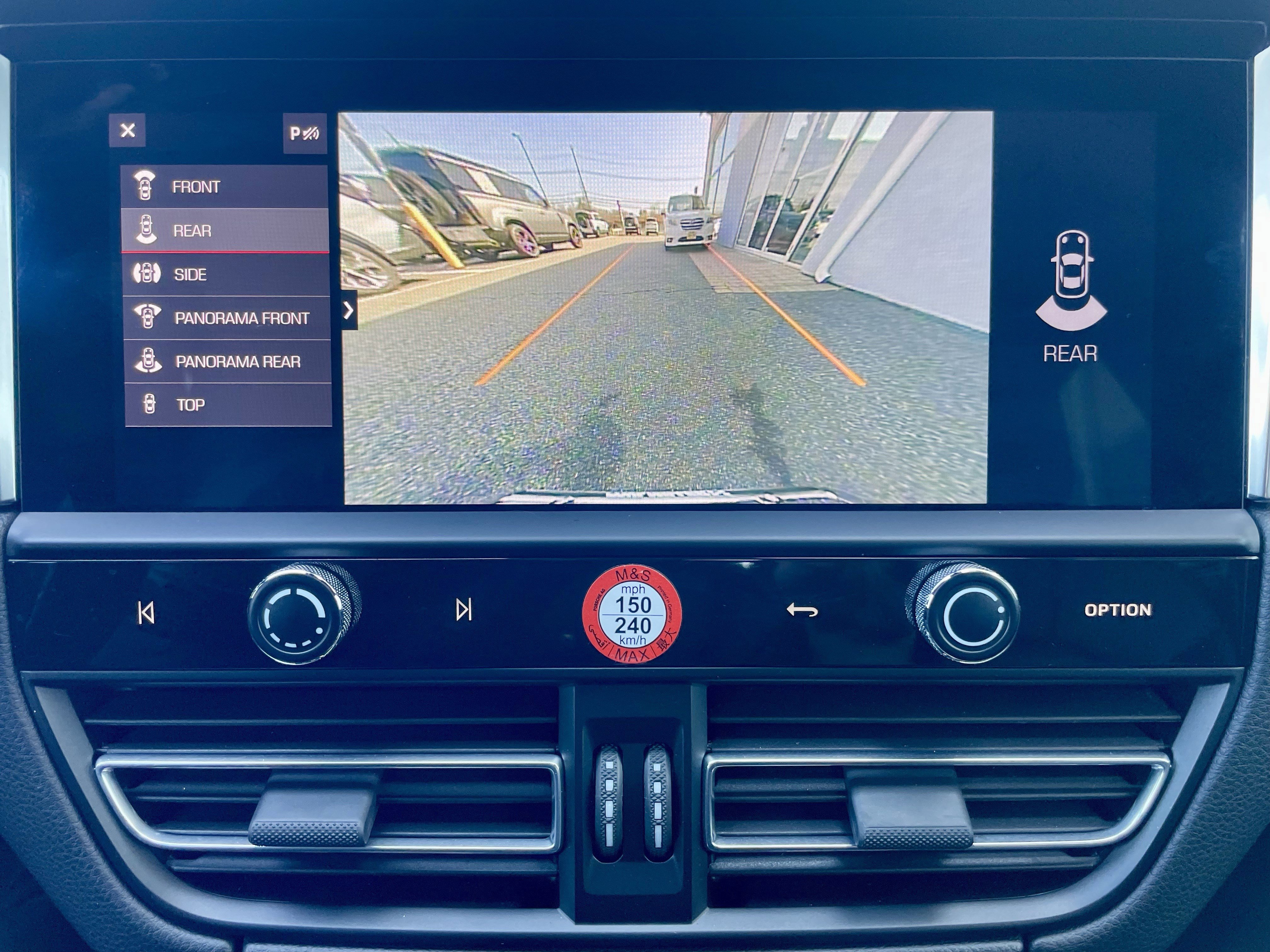 Used 2022 Porsche Macan image 28