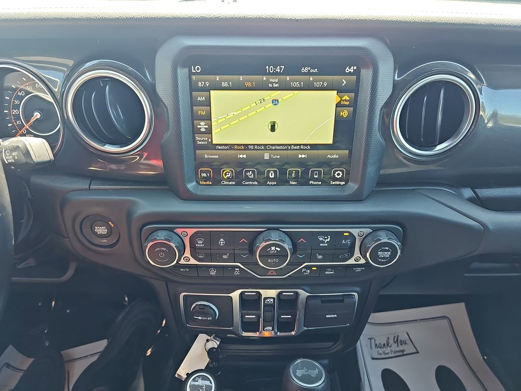 Used 2022 Jeep Wrangler Unlimited Sahara AWD/4WD image 24