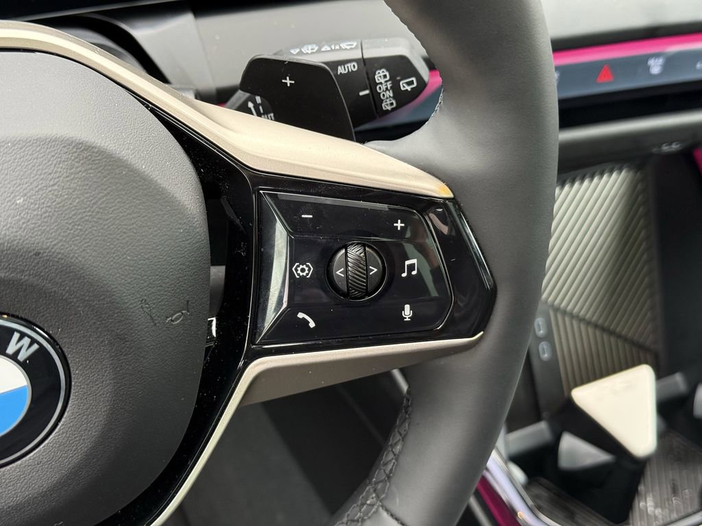 Used 2025 BMW X3 xDrive30i w/ Premium Package image 21