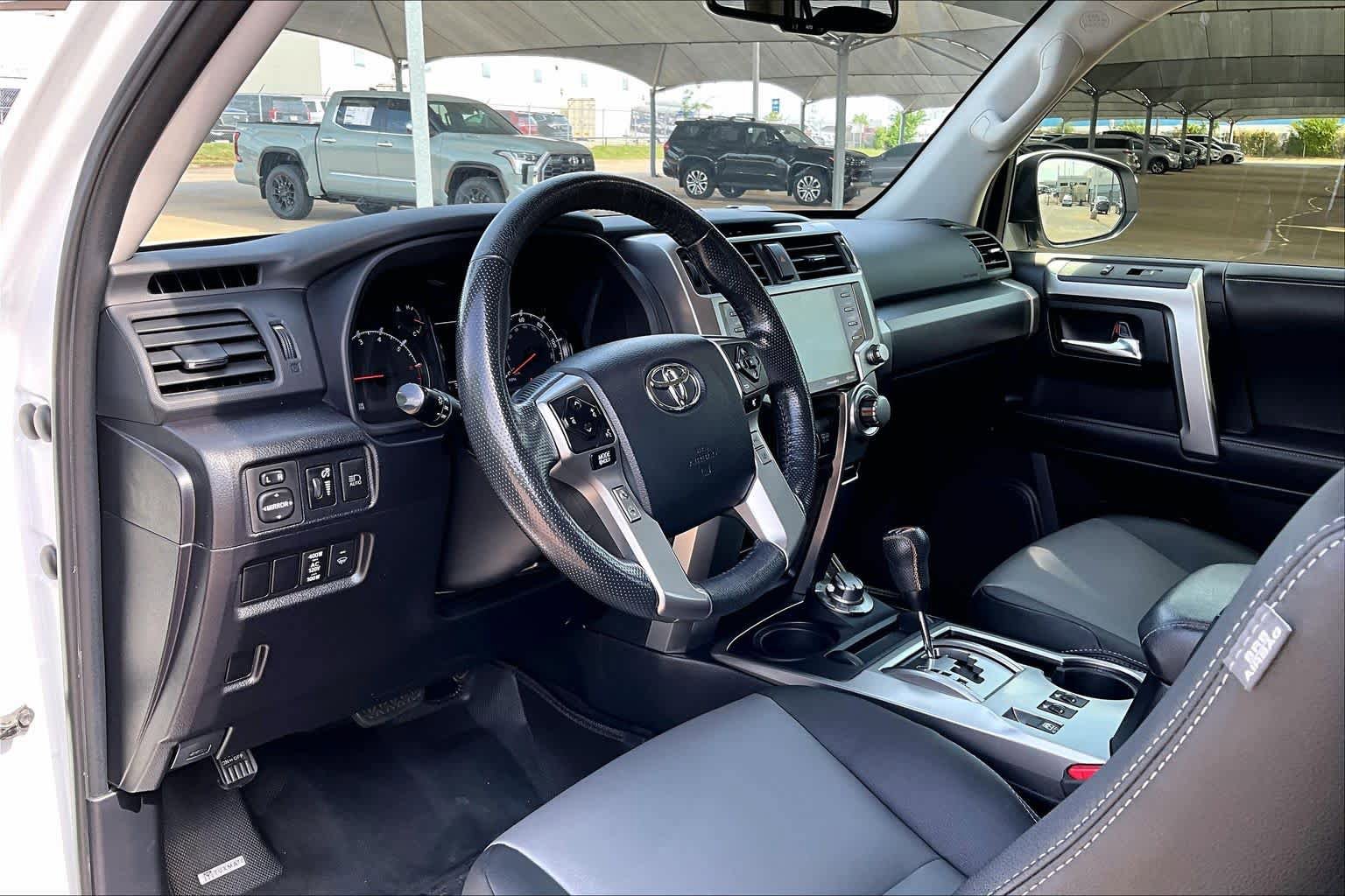 Used 2024 Toyota 4Runner SR5 Premium w/ Moonroof Package AWD/4WD image 17