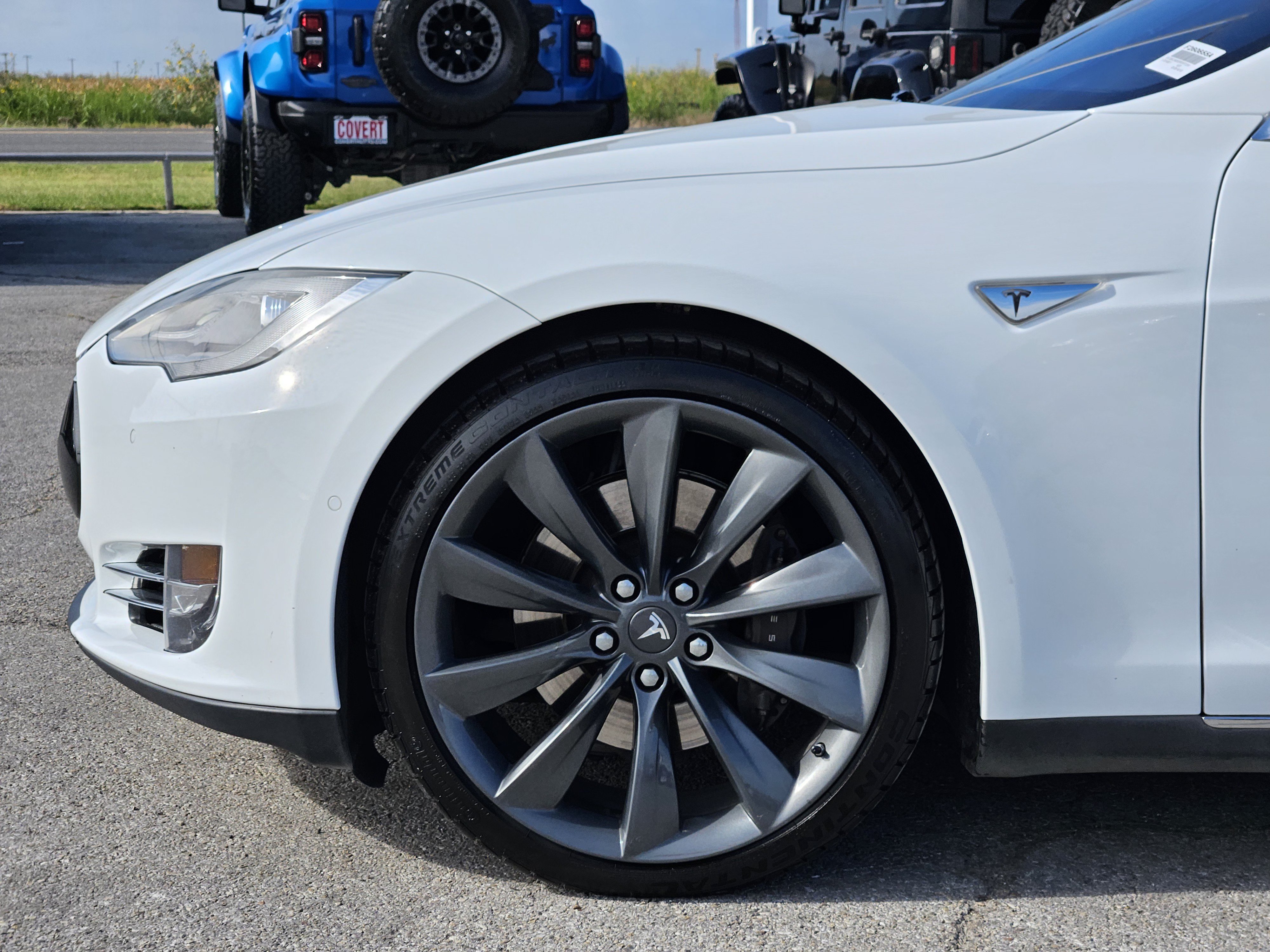 Used 2015 Tesla Model S 85D AWD/4WD image 9