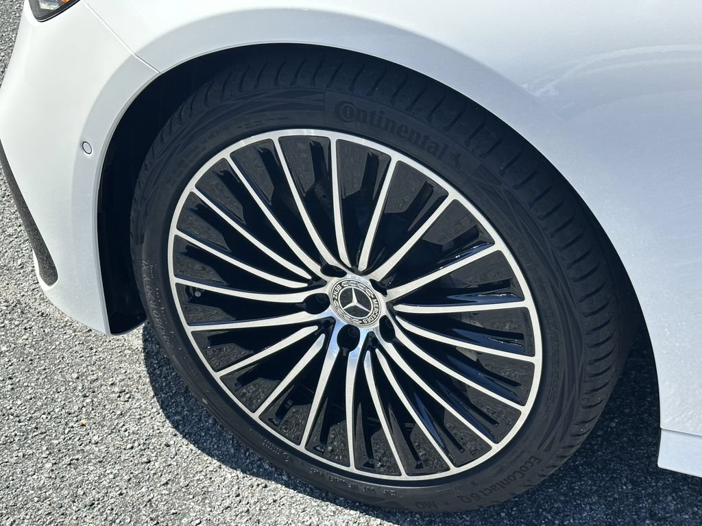 New 2026 Mercedes-Benz E 450 4MATIC Sedan image 13