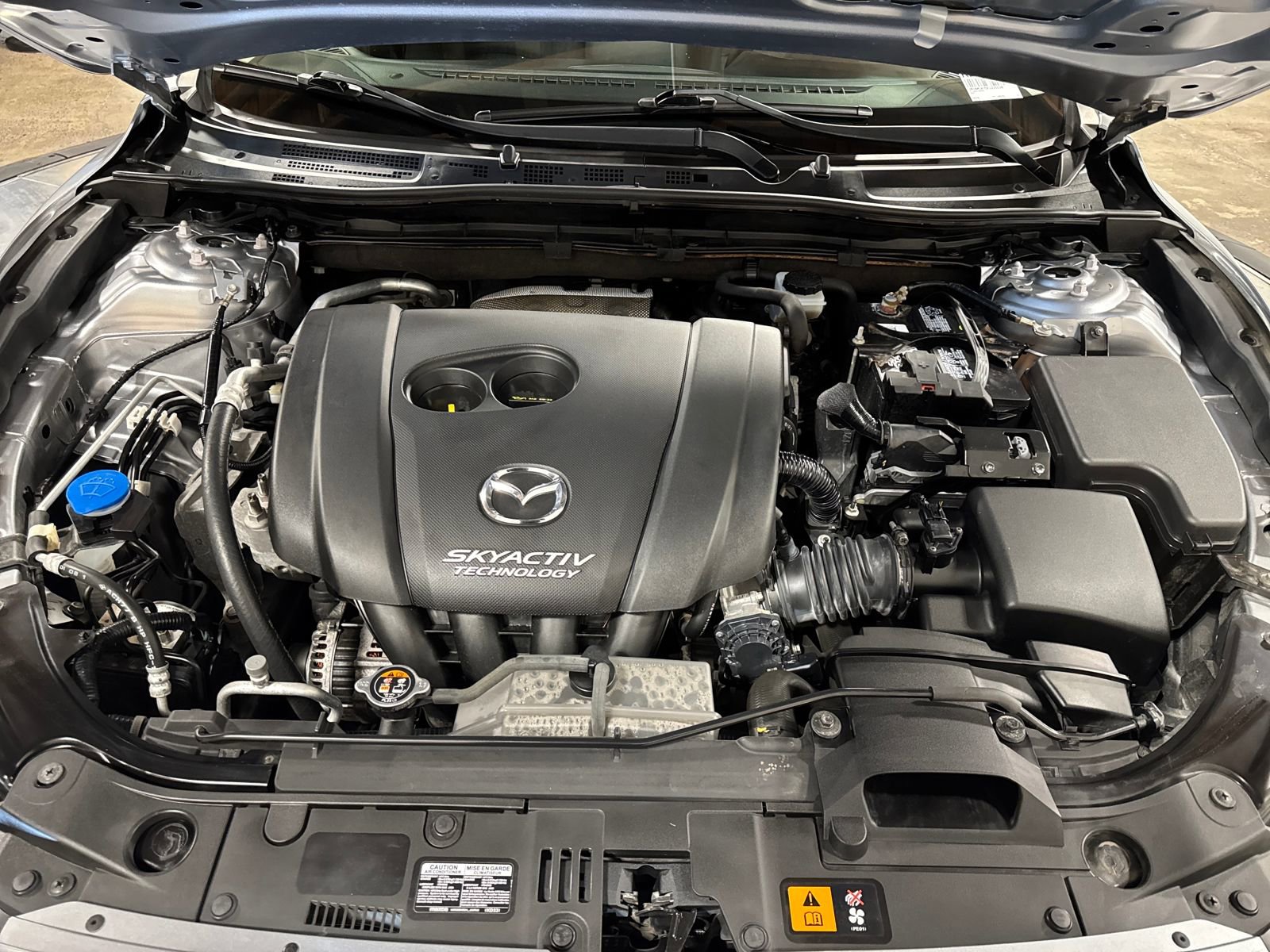 Used 2015 MAZDA MAZDA3 i Sport image 28