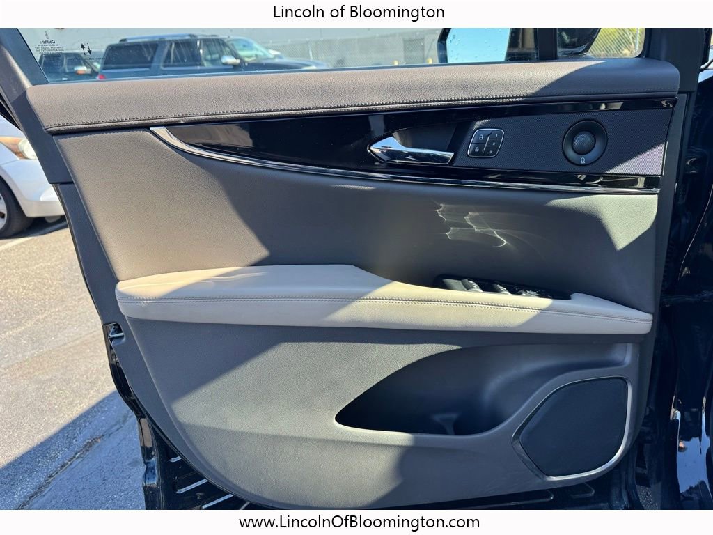 Certified 2022 Lincoln Nautilus Reserve w/ Equipment Group 201A image 54