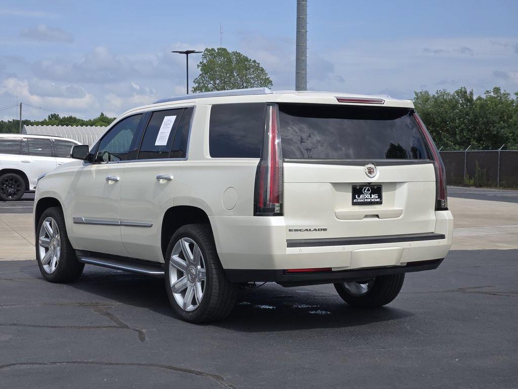 Used 2015 Cadillac Escalade Luxury AWD/4WD image 5