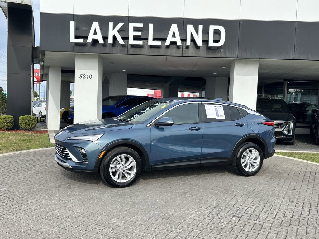 Certified 2024 Buick Envista Preferred w/ Convenience II Package image 2