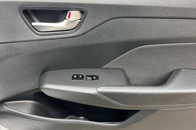 Used 2021 Hyundai Accent SE FWD image 20