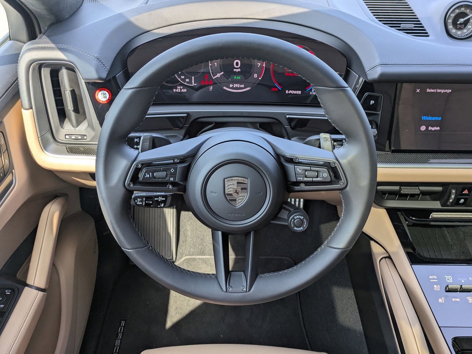 New 2025 Porsche Cayenne Turbo image 15