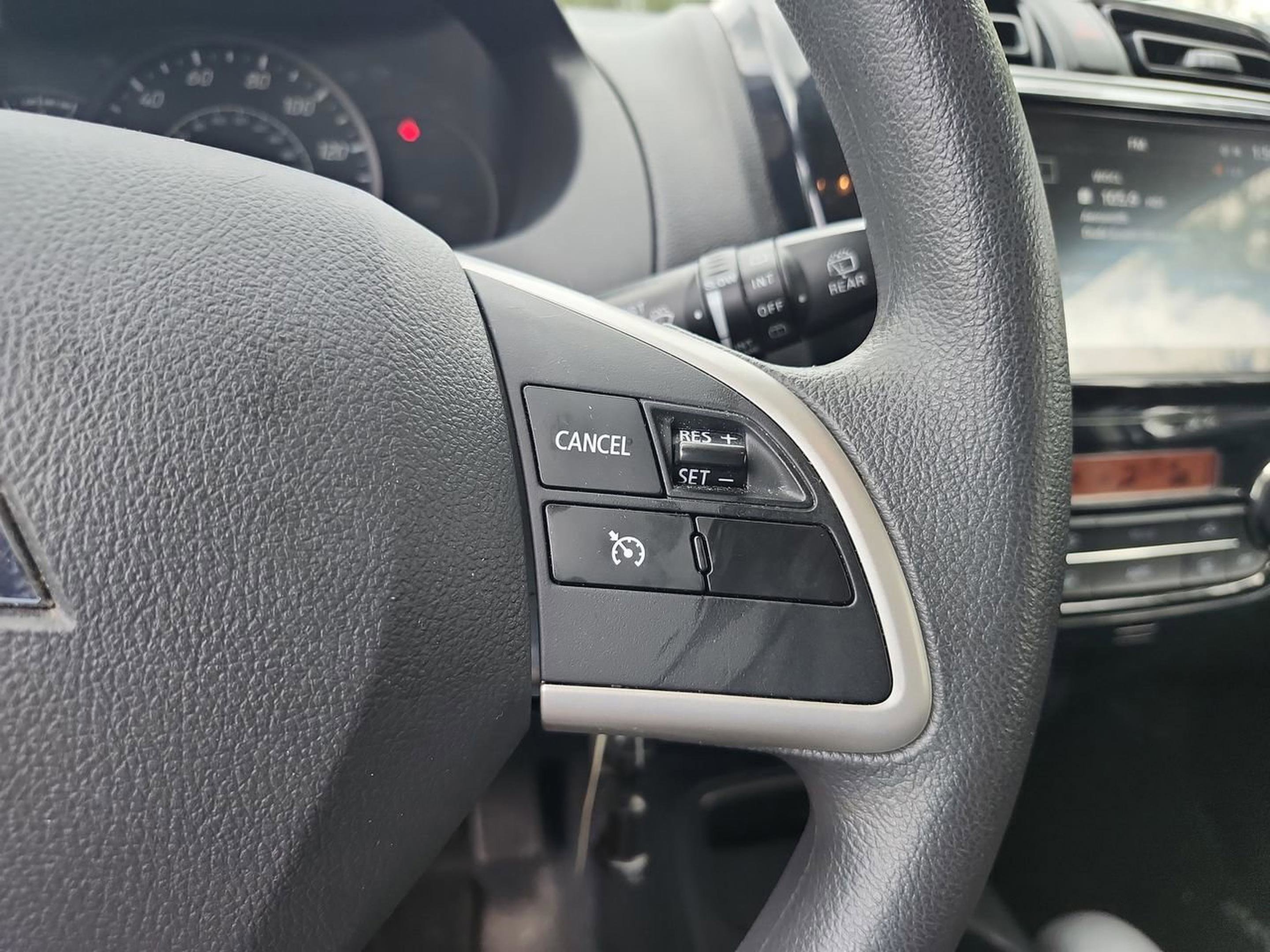 Used 2021 Mitsubishi Mirage ES image 32