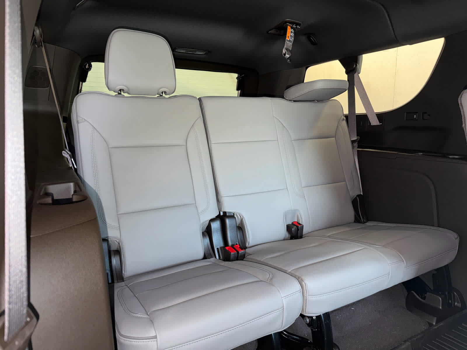 New 2026 GMC Yukon XL Elevation w/ LPO, Floor Liner Package image 40