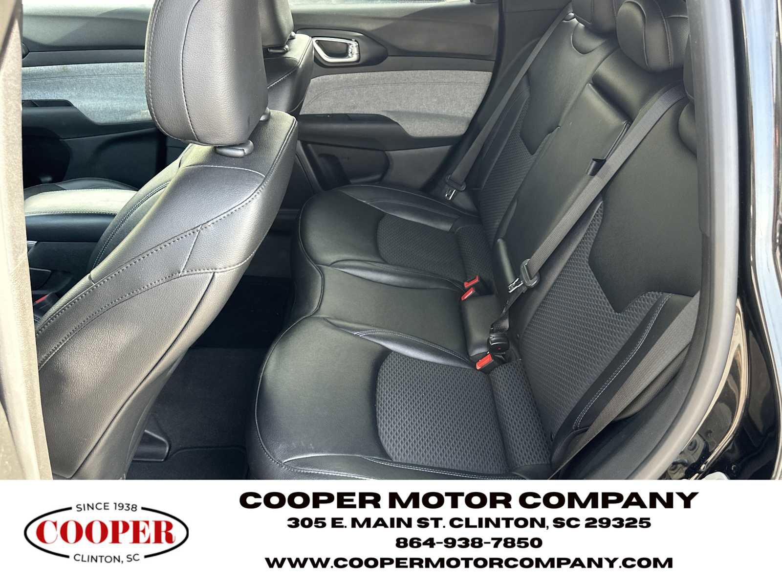 Used 2024 Jeep Compass Latitude image 21