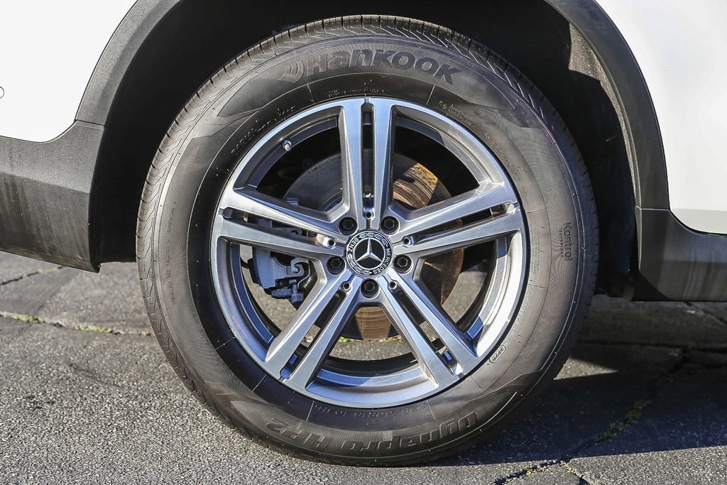 Used 2021 Mercedes-Benz GLC 300 4MATIC image 12