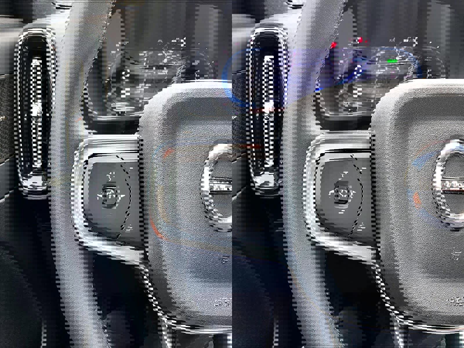 Used 2023 Volvo XC40 Recharge Ultimate AWD/4WD image 20