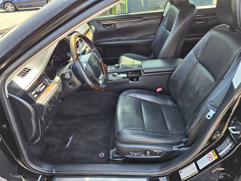 Used 2014 Lexus ES 350 FWD image 14