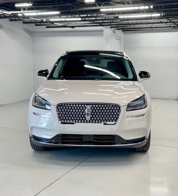 Used 2022 Lincoln Corsair Reserve w/ Equipment Group 201A image 8