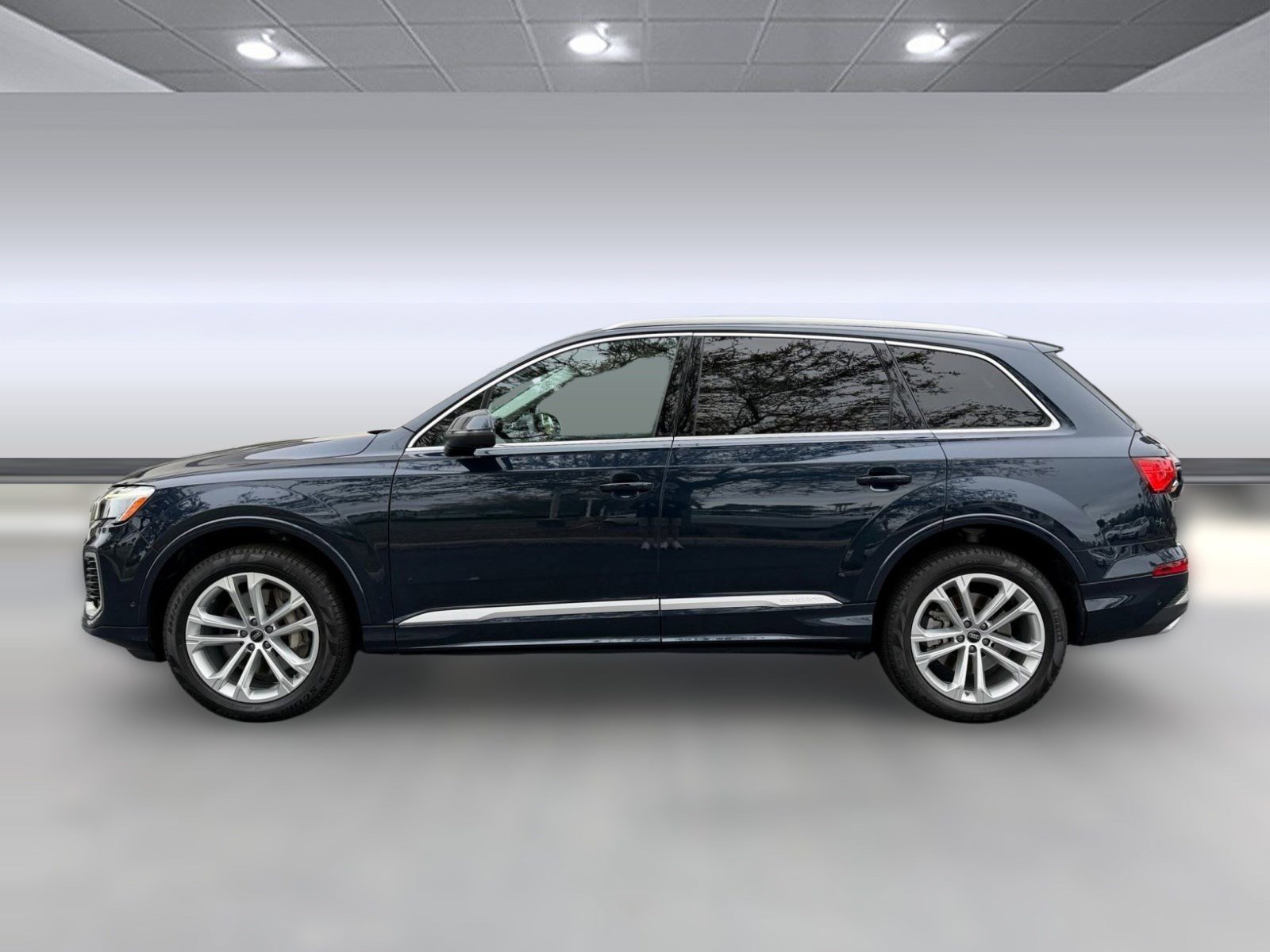 Used 2025 Audi Q7 2.0T Premium Plus image 2