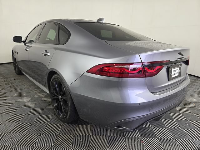 Used 2024 Jaguar XF R-Dynamic SE RWD image 7