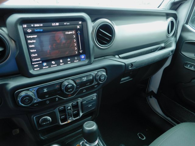 Used 2023 Jeep Gladiator Willys image 26