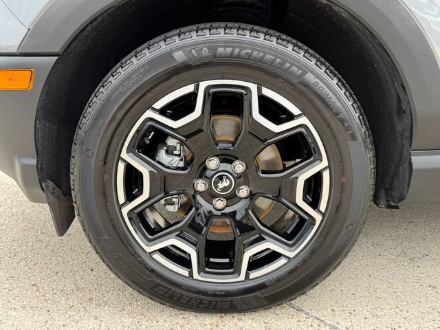 Used 2025 Ford Bronco Sport Outer Banks w/ Outer Banks Tech Package+ AWD/4WD image 10