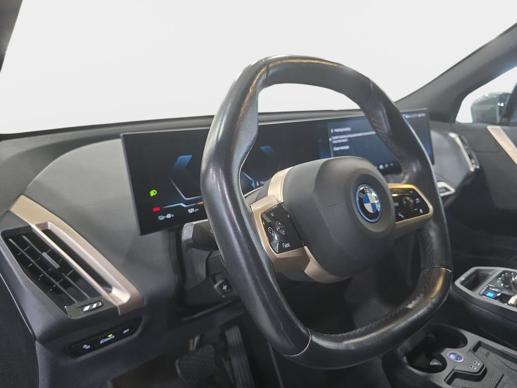 Certified 2024 BMW iX xDrive50 w/ Sport Package AWD/4WD image 15