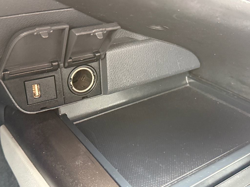 Certified 2023 Toyota Camry LE image 34