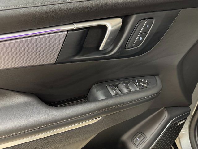 Used 2025 Buick Enclave Sport Touring FWD image 7