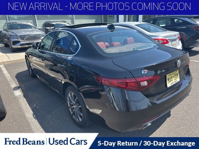 Used 2019 Alfa Romeo Giulia Sprint w/ Cold Weather Package image 6