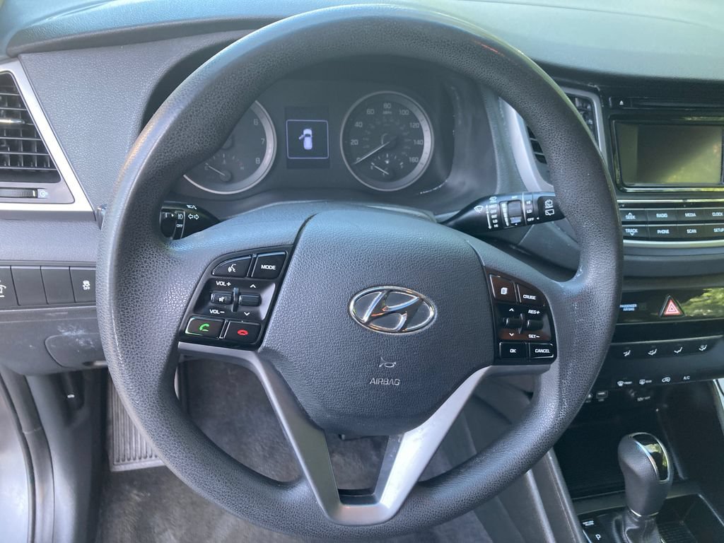 Used 2016 Hyundai Tucson SE w/ Option Group 02 AWD/4WD image 18