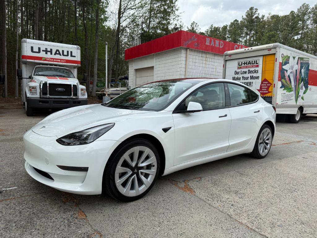 Used 2022 Tesla Model 3 Standard Range Plus image 1