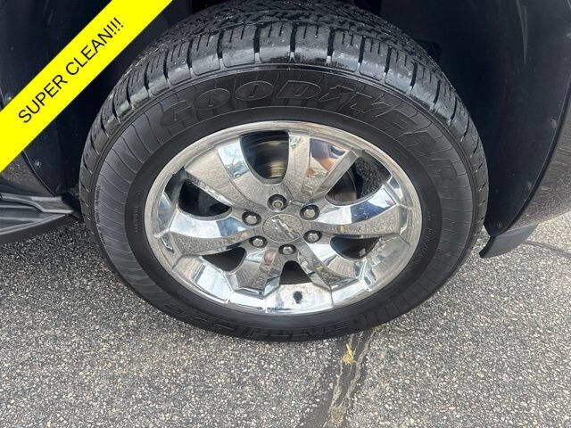 Used 2012 Chevrolet Tahoe LTZ AWD/4WD image 31