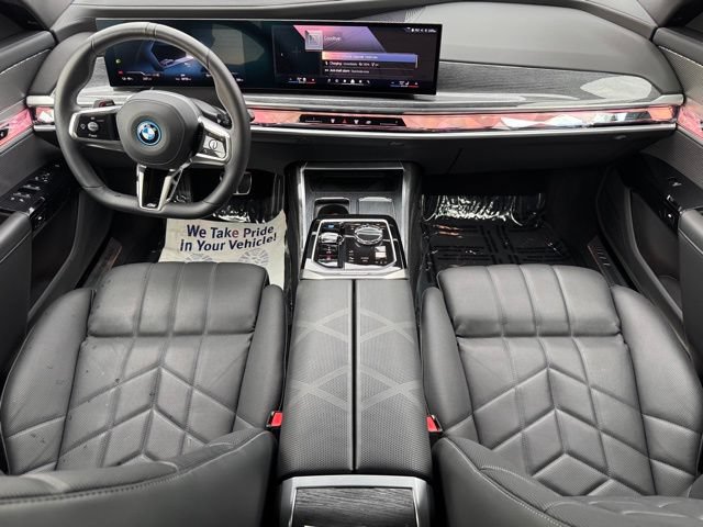 Certified 2025 BMW i7 xDrive60 AWD/4WD image 15