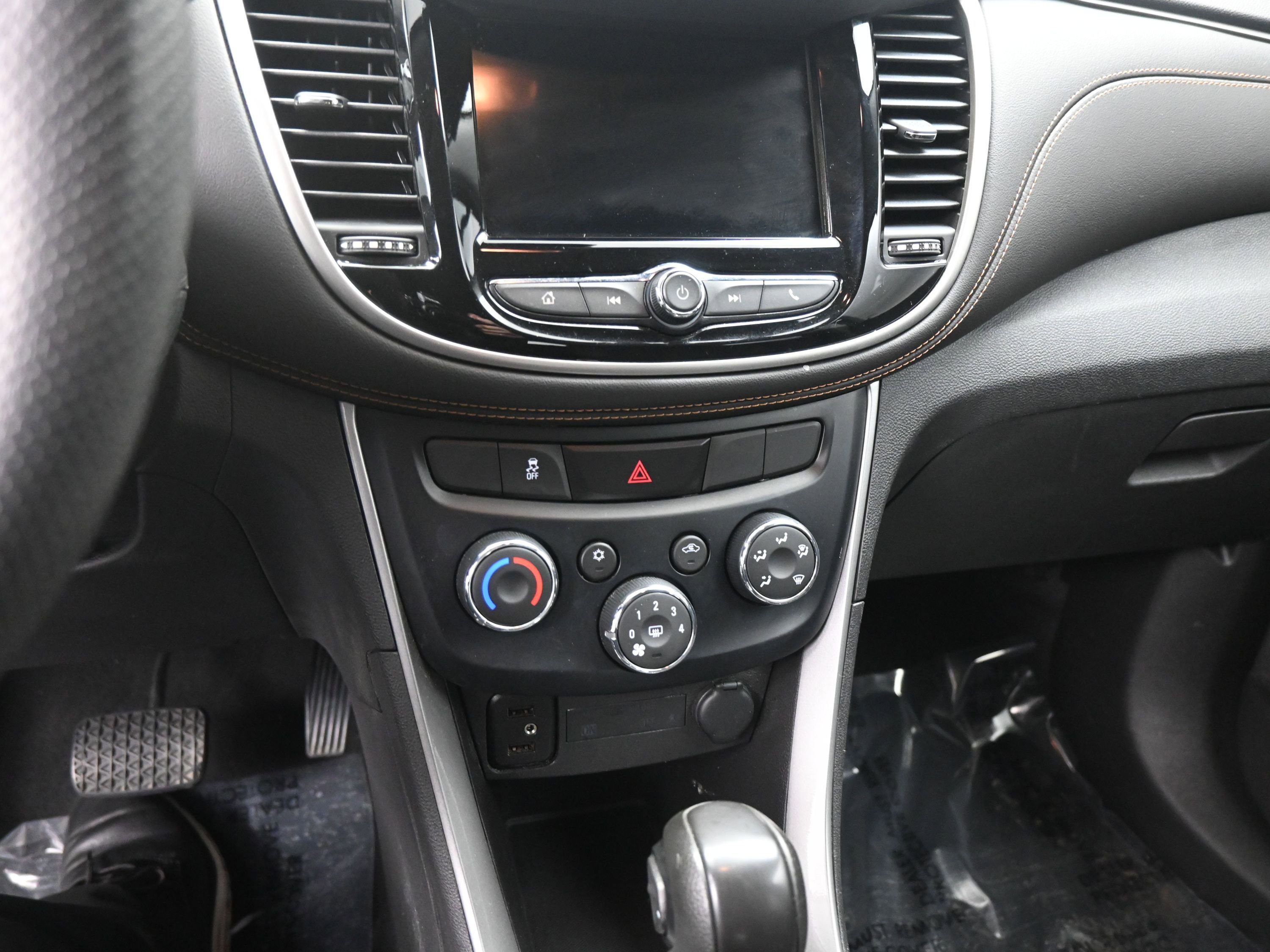 Used 2018 Chevrolet Trax LS image 15