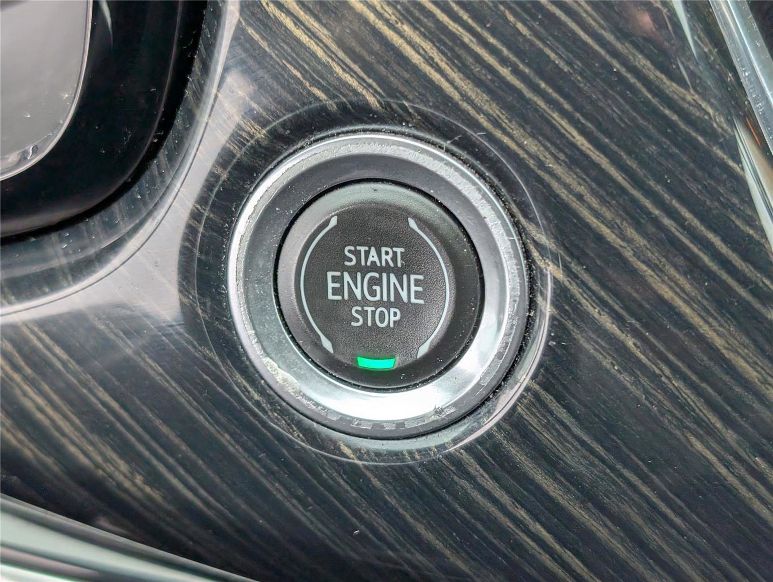 Used 2022 Cadillac XT6 Premium Luxury image 26