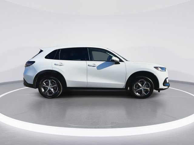Used 2024 Honda HR-V EX-L image 9