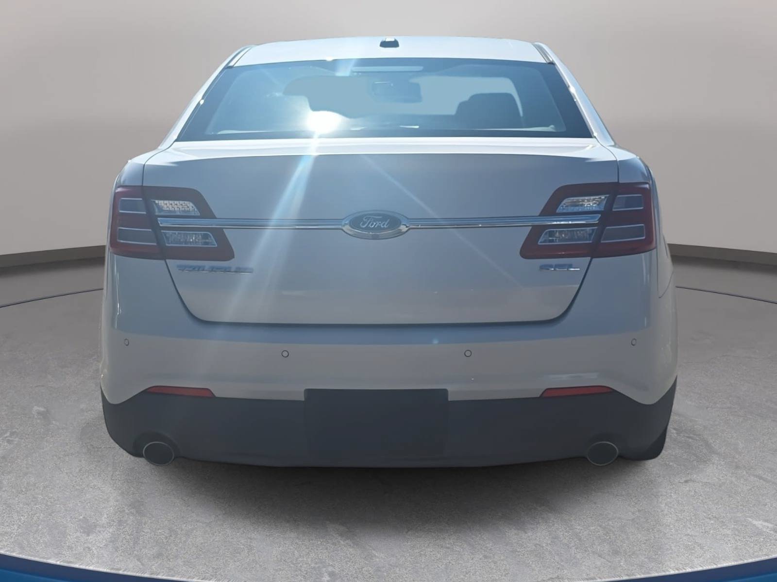 Used 2014 Ford Taurus SEL w/ Equipment Group 201A FWD image 6