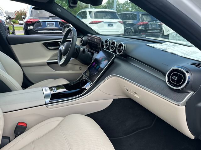 Used 2025 Mercedes-Benz C 300 Sedan image 34