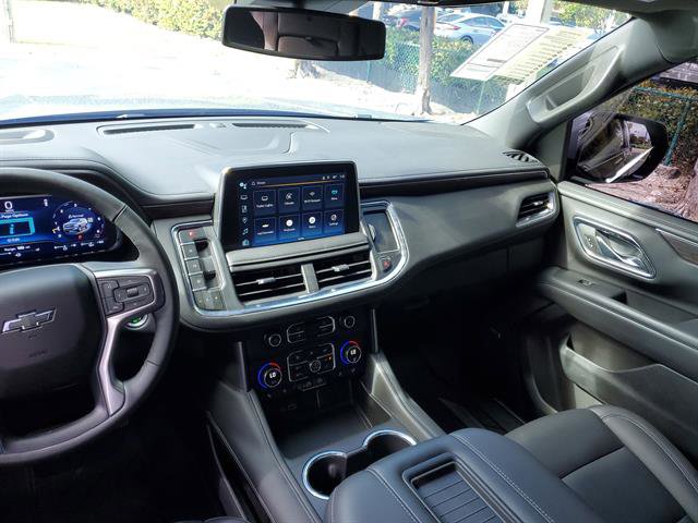 Used 2024 Chevrolet Suburban Z71 w/ Luxury Package image 37