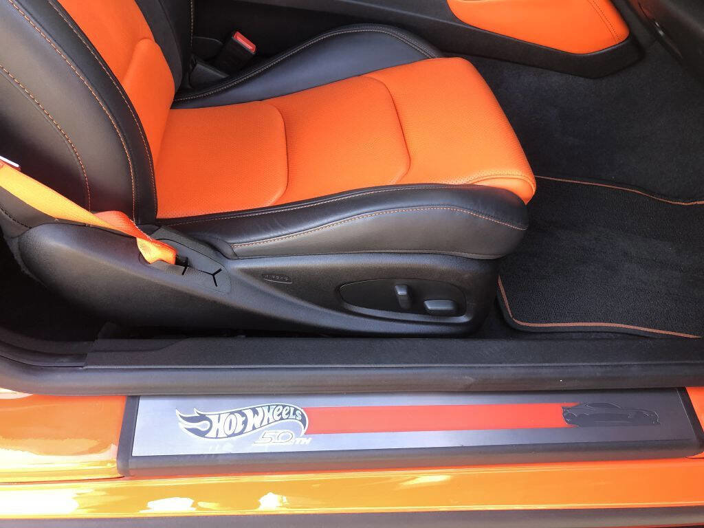 Used 2018 Chevrolet Camaro SS w/ Hot Wheels Edition image 38