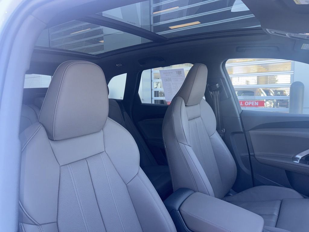 Used 2025 Audi Q5 Prestige image 31